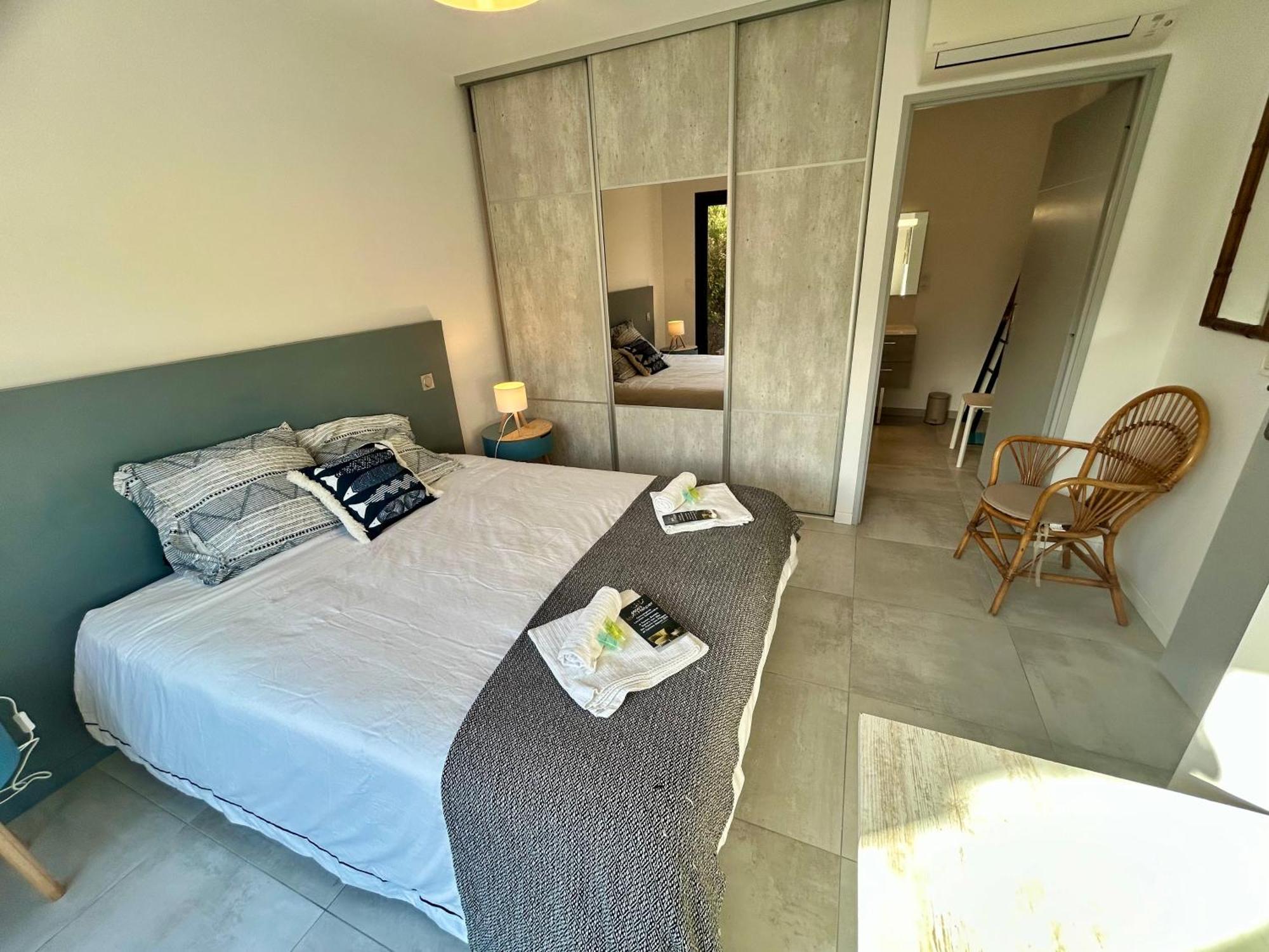 Appartement Luxe Le Levant Hyères Eksteriør billede